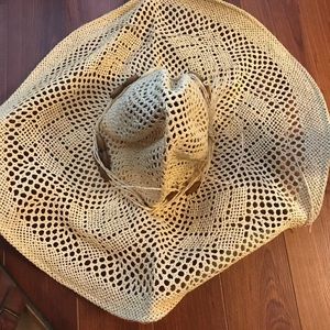 Old Navy Women’s Floppy Straw Sun Hat☀️🌼